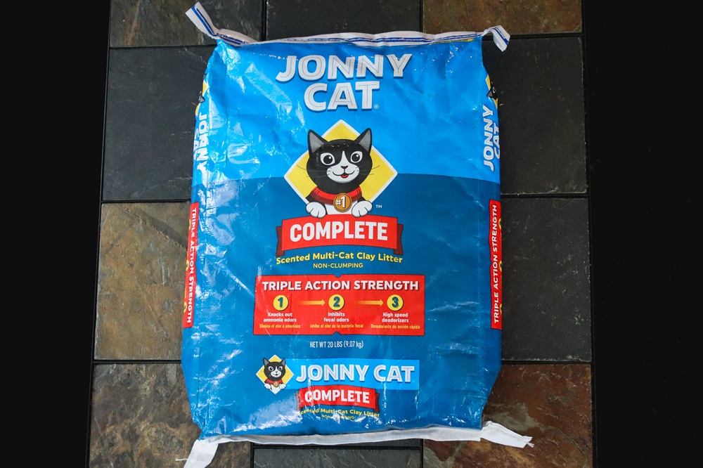 Jonny Cat Complete Scented Multi Cat Non Clumping Clay Litter