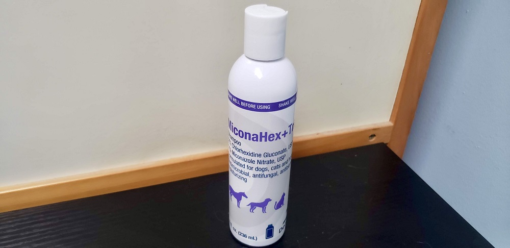 MiconaHex+Triz Shampoo for Dogs & Cats