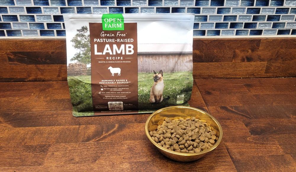 Pasture-Raised Lamb Grain-Free Dry Cat Food